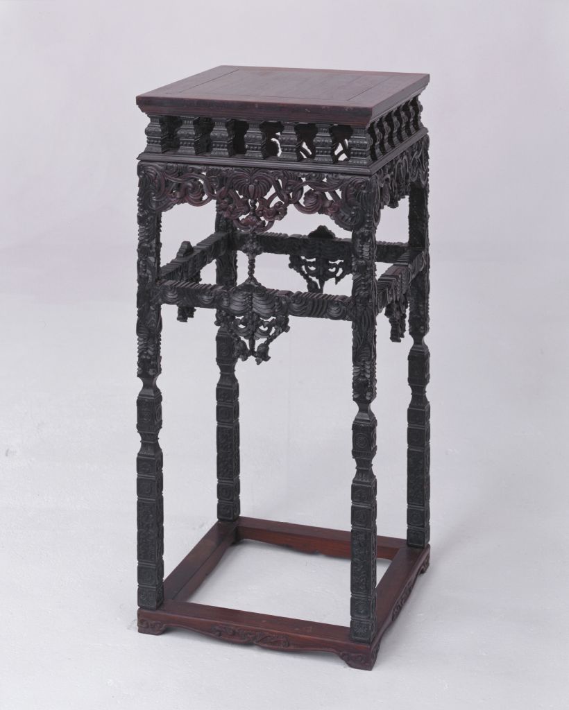 图片[1]-Red sandalwood carved flower table-China Archive